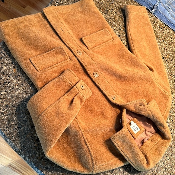 GAP KIDS size M, caramel colored, boucle jacket - Picture 4 of 10